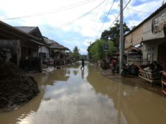 Inundaciones graves en el sur y sudeste de Asia dejan alrededor de 1.300 muertos Inundaciones graves en el sur y sudeste de Asia dejan alrededor de 1.300 muertos