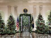 Los Trump celebran 250 años de EE.UU. en su primera Navidad de regreso a la Casa Blanca Los Trump celebran 250 años de EE.UU. en su primera Navidad de regreso a la Casa Blanca