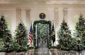 Los Trump celebran 250 años de EE.UU. en su primera Navidad de regreso a la Casa Blanca Los Trump celebran 250 años de EE.UU. en su primera Navidad de regreso a la Casa Blanca