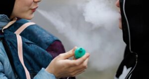México prohíbe totalmente venta de vapeadores y cigarrillos electrónicos México prohíbe totalmente venta de vapeadores y cigarrillos electrónicos