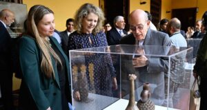 Perú recupera 347 piezas arqueológicas repatriadas tras ser entregadas por Estados Unidos Perú recupera 347 piezas arqueológicas repatriadas tras ser entregadas por Estados Unidos