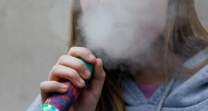 Prohibición de vapeadores en México favorece al crimen organizado en su venta ilegal Prohibición de vapeadores en México favorece al crimen organizado en su venta ilegal