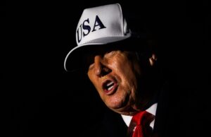 Trump demanda a la BBC por difamación, solicitando hasta 5 mil millones Trump demanda a la BBC por difamación, solicitando hasta 5 mil millones