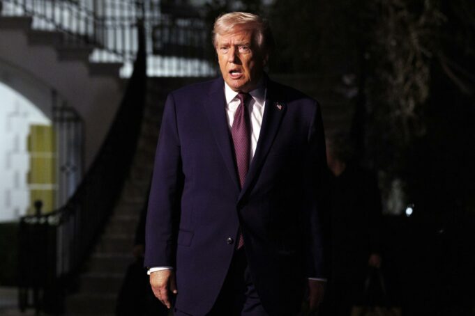 Trump figura con frecuencia en los nuevos documentos revelados sobre el caso Epstein Trump figura con frecuencia en los nuevos documentos revelados sobre el caso Epstein