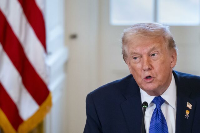 Trump alista planes militares contra Irán tras finalizar la comunicación con Teherán