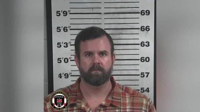 Cullman destituye al jefe de la planta de tratamiento de aguas tras ser arrestado Cullman destituye al jefe de la planta de tratamiento de aguas tras ser arrestado