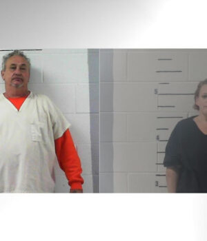 Dos arrestados por cargos de drogas tras ejecución de orden de registro en el condado de Clay Dos arrestados por cargos de drogas tras ejecución de orden de registro en el condado de Clay