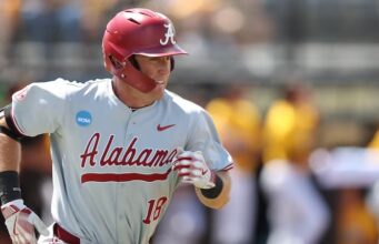 El equipo de béisbol de Alabama se prepara para el “Fan Day” antes de la temporada 2026 El equipo de béisbol de Alabama se prepara para el "Fan Day" antes de la temporada 2026