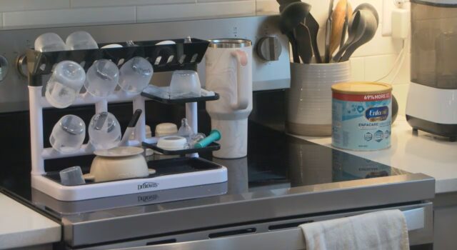 Familias preparan reservas de alimentos y leche ante posibles apagones Familias preparan reservas de alimentos y leche ante posibles apagones