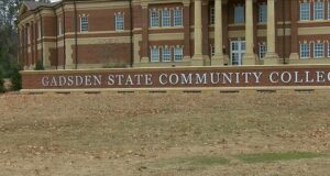 Gadsden State reduce costos de matrícula con el programa Cardinal Promise Gadsden State reduce costos de matrícula con el programa Cardinal Promise