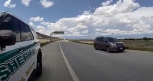 Guatemalteco acusado de morder a un agente del ICE durante una parada de tráfico Guatemalteco acusado de morder a un agente del ICE durante una parada de tráfico