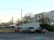 Joven de 17 años detenido tras ser encontrado con un arma en la Preparatoria McAdory Joven de 17 años detenido tras ser encontrado con un arma en la Preparatoria McAdory