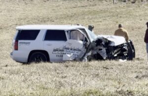 Oficial de Cleburne choca mientras intentaba apoyar la persecución de sospechoso armado Oficial de Cleburne choca mientras intentaba apoyar la persecución de sospechoso armado
