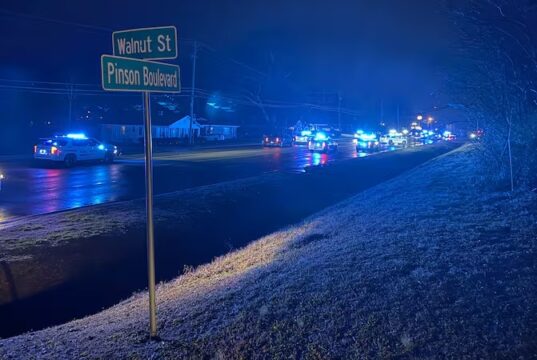 Peatón pierde la vida tras ser arrollado en Pinson Peatón pierde la vida tras ser arrollado en Pinson