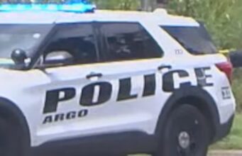 Policía de Argo ayuda en el parto de gemelos en una vivienda de la comunidad Policía de Argo ayuda en el parto de gemelos en una vivienda de la comunidad