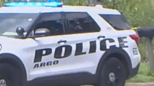 Policía de Argo ayuda en el parto de gemelos en una vivienda de la comunidad Policía de Argo ayuda en el parto de gemelos en una vivienda de la comunidad