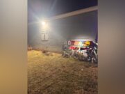 Vehículo choca contra estación de bomberos de Toney dejando una persona herida Vehículo choca contra estación de bomberos de Toney dejando una persona herida