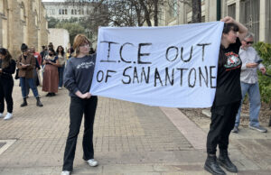 Aumento de presencia de ICE genera tensión en la ciudad más hispana de Texas Aumento de presencia de ICE genera tensión en la ciudad más hispana de Texas