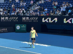 Carlos Alcaraz practica en la Rod Laver Arena previo a enfrentar a Zverev Carlos Alcaraz practica en la Rod Laver Arena previo a enfrentar a Zverev