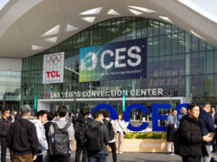 CES exhibe televisores ultra delgados y cámaras minúsculas de alta tecnología CES exhibe televisores ultra delgados y cámaras minúsculas de alta tecnología