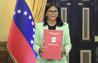 Delcy Rodríguez afirma ser presidenta encargada de Venezuela tras publicación de Donald Trump Delcy Rodríguez afirma ser presidenta encargada de Venezuela tras publicación de Donald Trump