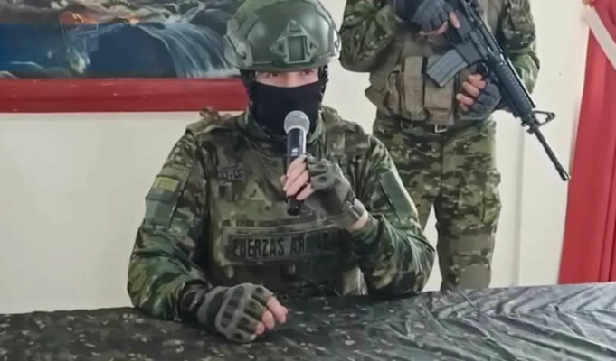 Ecuador incauta 2,2 toneladas de droga presuntamente pertenecientes a disidencias de las FARC Ecuador incauta 2,2 toneladas de droga presuntamente pertenecientes a disidencias de las FARC