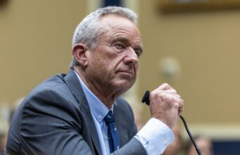 El gobierno estadounidense retira cuatro vacunas obligatorias del esquema de inmunización para niños El gobierno estadounidense retira cuatro vacunas obligatorias del esquema de inmunización para niños