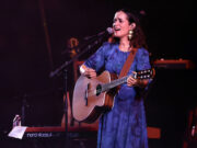 Julieta Venegas anuncia gira por México para presentar en vivo su nuevo álbum Julieta Venegas anuncia gira por México para presentar en vivo su nuevo álbum