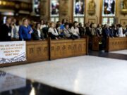 Líderes religiosos denuncian muertes y tratos crueles de ICE contra inmigrantes en Miami Líderes religiosos denuncian muertes y tratos crueles de ICE contra inmigrantes en Miami