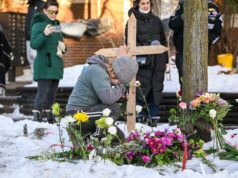 Manifestantes en Mineápolis rechazan a ICE tras la muerte de una mujer Manifestantes en Mineápolis rechazan a ICE tras la muerte de una mujer