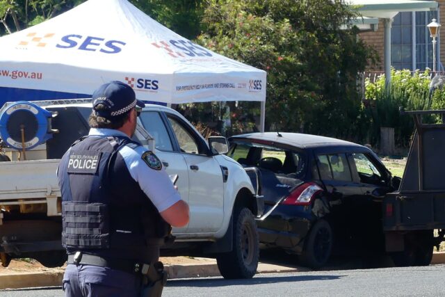 Policía australiana busca a un sospechoso por asesinato tras tiroteo que dejó tres muertos Policía busca a sospechoso tras tiroteo que dejó tres muertos en Australia