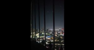 Se reportan intensos disparos cerca del palacio presidencial durante la crisis en Venezuela Se reportan intensos disparos cerca del palacio presidencial durante la crisis en Venezuela