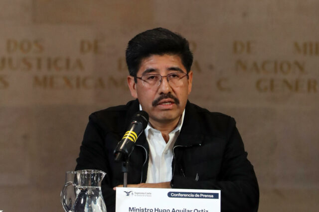 Supremo mexicano afirma que devolverá camionetas de lujo bajo el principio de austeridad Supremo mexicano devolverá camionetas de lujo bajo el principio de austeridad republicana