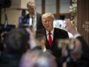 Trump actúa como provocador en Davos y anuncia un preacuerdo sobre Groenlandia Trump actúa como provocador en Davos y anuncia un preacuerdo sobre Groenlandia