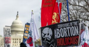 Trump respalda marcha provida en Washington mientras rinden homenaje al activista Charlie Kirk Trump respalda marcha provida en Washington mientras rinden homenaje al activista Charlie Kirk