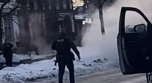 Video policial de ICE aporta evidencia inédita sobre disparos contra mujer en Mineápolis Video policial de ICE aporta evidencia inédita sobre disparos contra mujer en Mineápolis