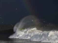 La costa de Portugal está en aviso naranja por fuerte oleaje La costa de Portugal está en aviso naranja por fuerte oleaje
