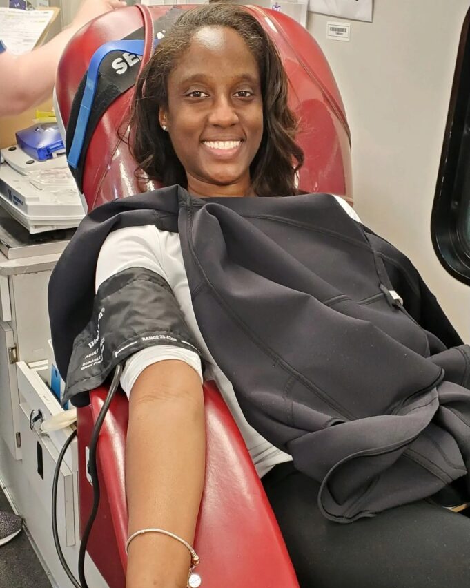 Abordando la escasez de donantes de sangre afroamericanos Abordando la escasez de donantes de sangre afroamericanos