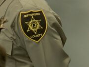 Demócratas proponen aumento salarial para el sheriff del condado de Jefferson Demócratas proponen aumento salarial para el sheriff del condado de Jefferson