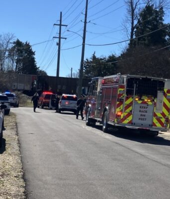 Hombre “gravemente” herido tras ser atropellado por un tren en Huntsville Hombre "gravemente" herido tras ser atropellado por un tren en Huntsville