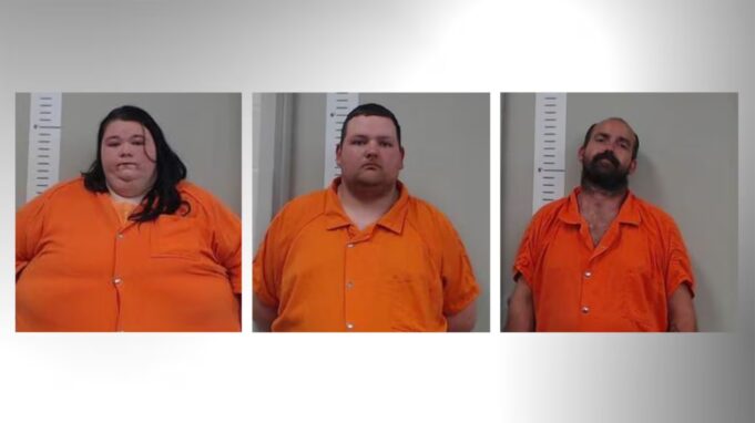 Tres personas arrestadas en relación con un incendio provocado en el condado de Chilton Tres personas arrestadas en relación con un incendio provocado en el condado de Chilton