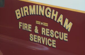 Una persona herida en incendio en una casa en Birmingham Una persona herida en incendio en una casa en Birmingham