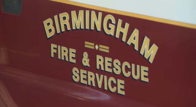 Una persona herida en incendio en una casa en Birmingham Una persona herida en incendio en una casa en Birmingham