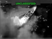 Ataque estadounidense a lancha en el Pacífico deja dos muertos y un sobreviviente Ataque estadounidense a lancha en el Pacífico deja dos muertos y un sobreviviente