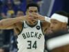 Giannis Antetokounmpo renueva con Milwaukee usando una famosa escena de cine viral Giannis Antetokounmpo renueva con Milwaukee usando una famosa escena de cine viral
