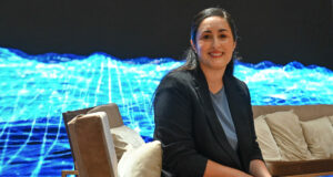 Ingeniera uruguaya recibe reconocimiento por su proyecto sobre redes móviles del futuro Ingeniera uruguaya recibe reconocimiento por su proyecto sobre redes móviles del futuro