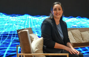 Ingeniera uruguaya recibe reconocimiento por su proyecto sobre redes móviles del futuro Ingeniera uruguaya recibe reconocimiento por su proyecto sobre redes móviles del futuro