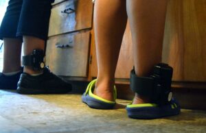 Niños retenidos ilegalmente en Texas por tiempo prolongado, denuncia ProPublica Niños retenidos ilegalmente en Texas por tiempo prolongado, denuncia ProPublica