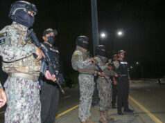 Guayaquil se convierte en una ciudad fantasma por el toque de queda en Ecuador Guayaquil se convierte en una ciudad fantasma por el toque de queda en Ecuador