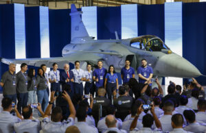 Brasil presenta el primer caza supersónico de su historia fabricado en el país Brasil presenta el primer caza supersónico de su historia fabricado en el país